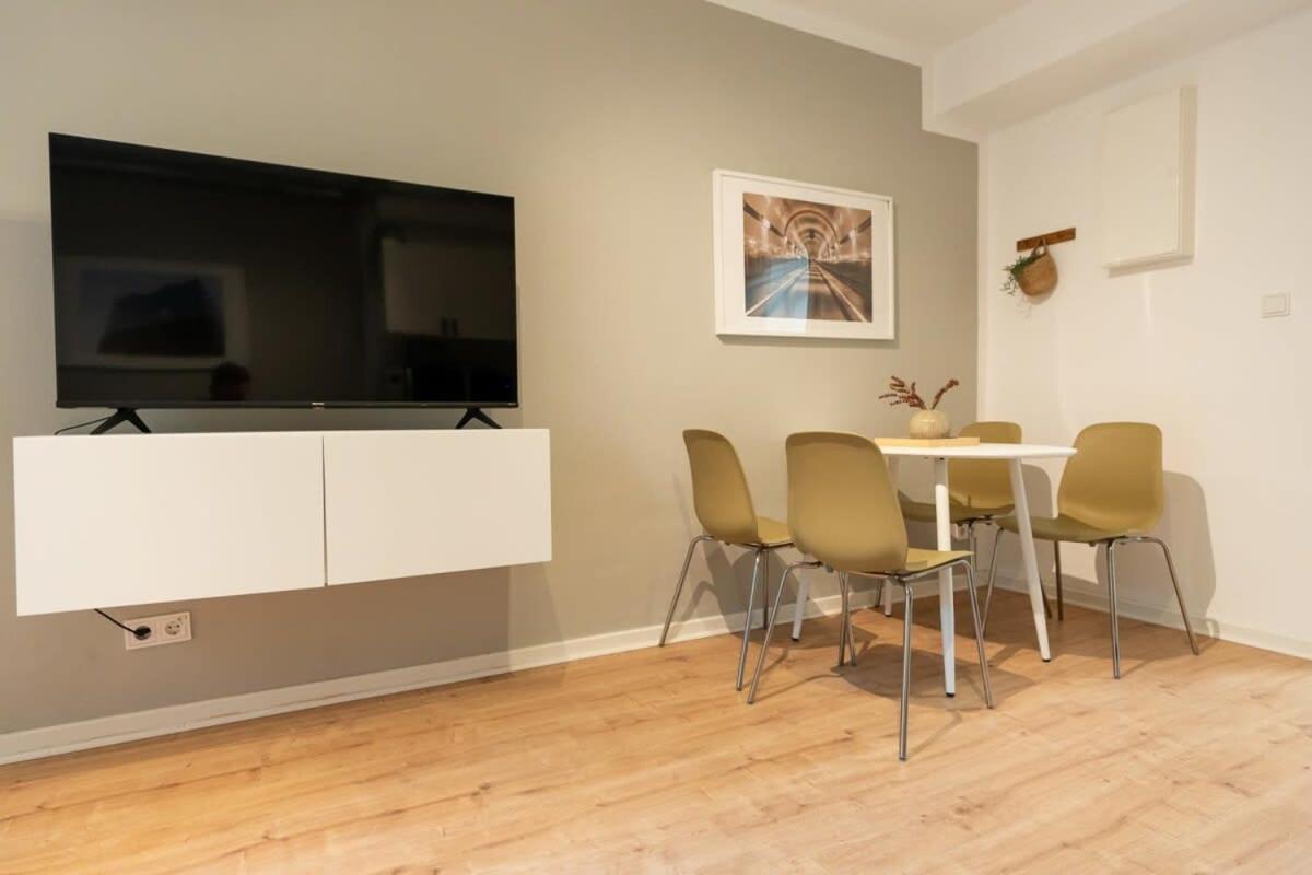 Hamburg City Apartment For 4 Екстер'єр фото